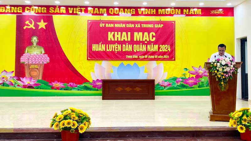 Xã Trung Giáp tổ chức Khai mạc huấn luyện Dân quân năm 2024